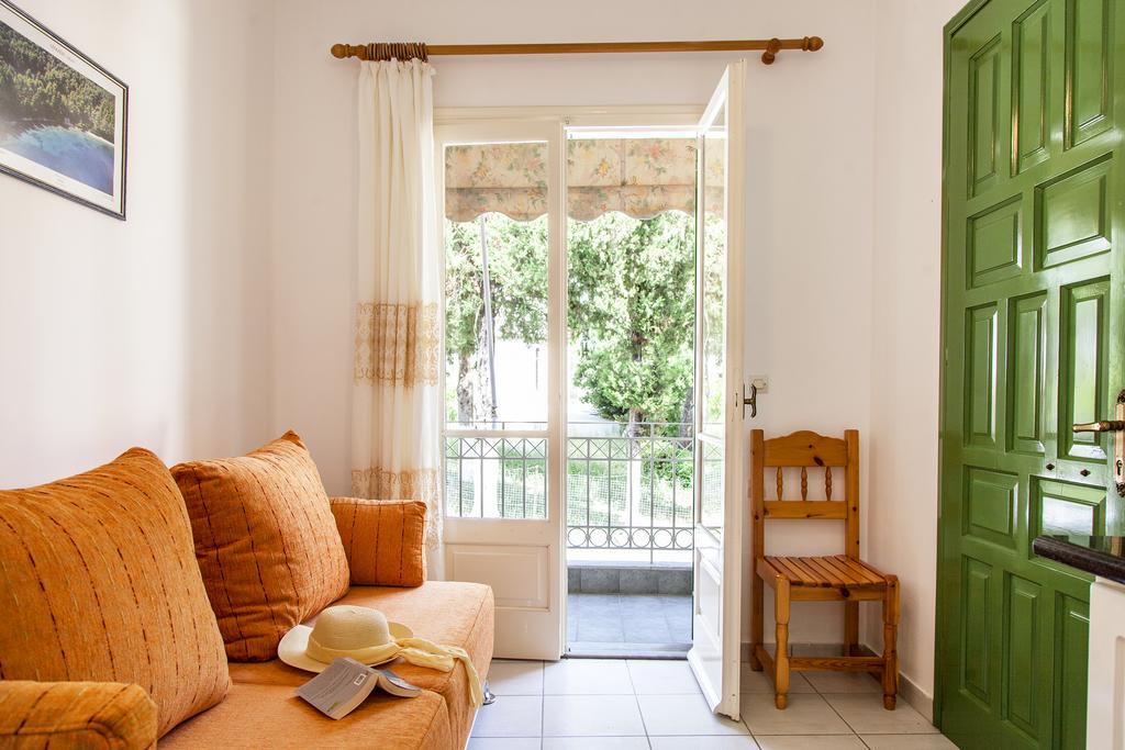 Georgakis George Rooms Василики Экстерьер фото