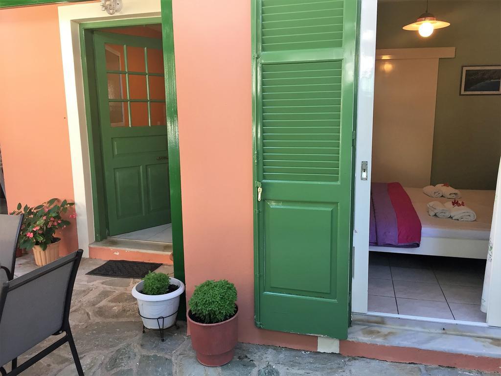 Georgakis George Rooms Василики Экстерьер фото